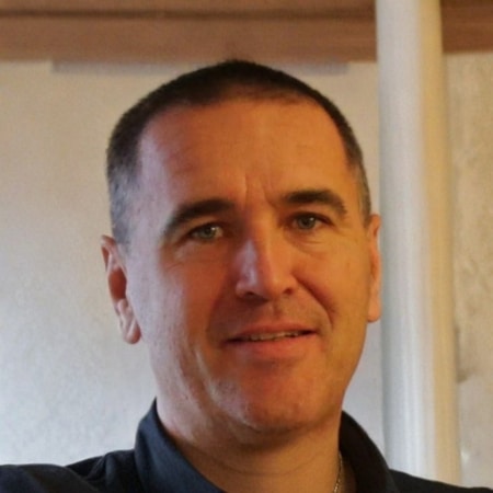 alt=