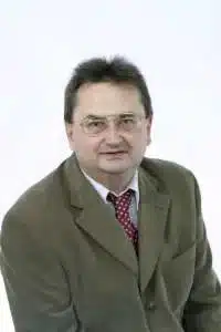 alt=