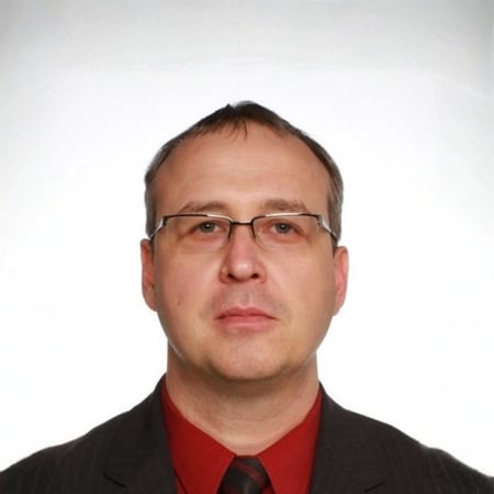 alt=