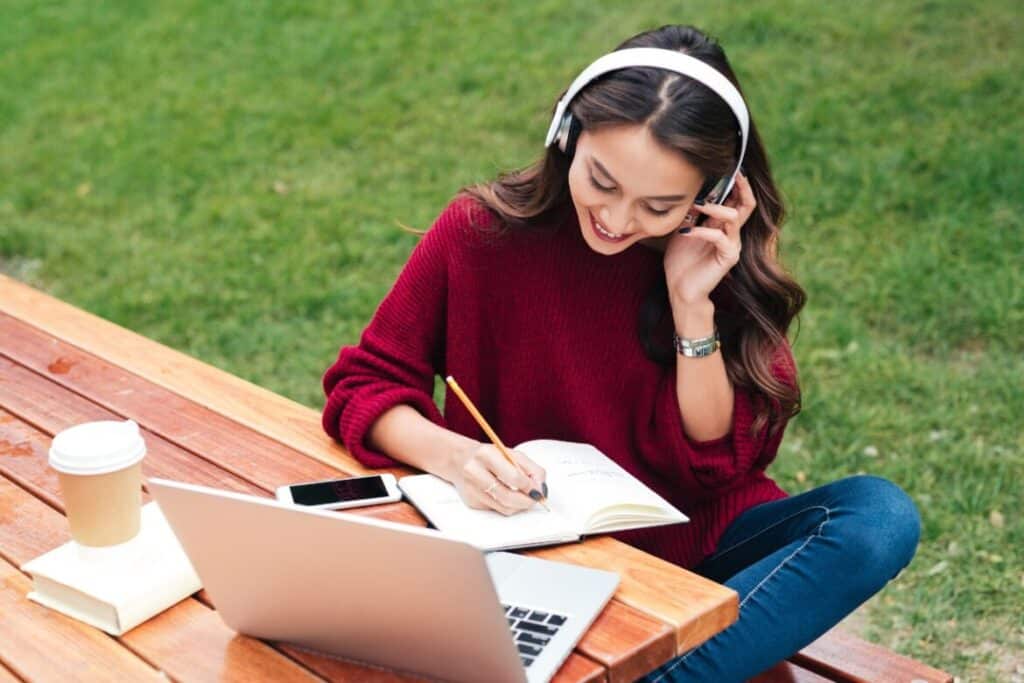 Online studium Britschool 1170x780 1 | Napísali o nás